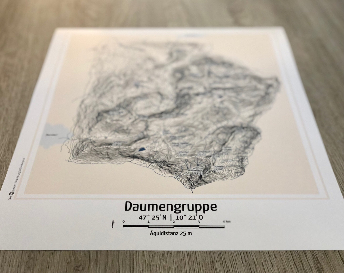 Poster Daumengruppe Landkarte Topographie
